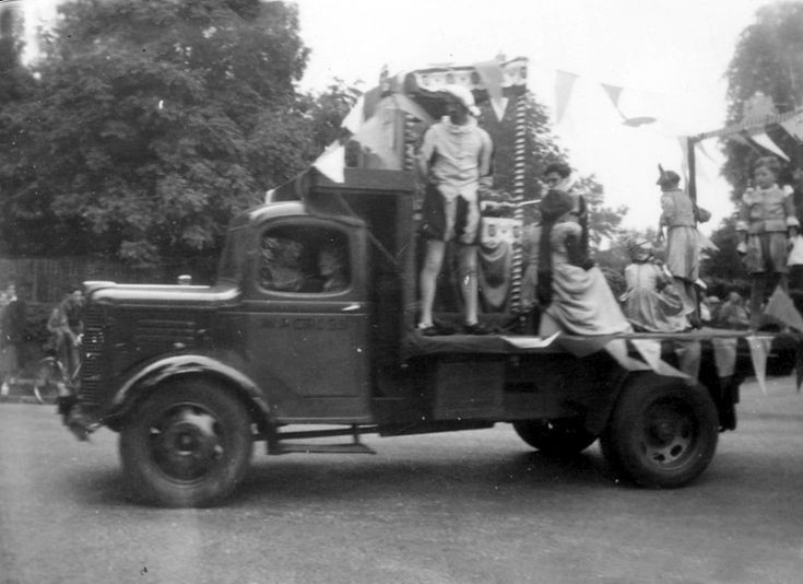 Elizabethan Cavalcade Banstead (coronation)
