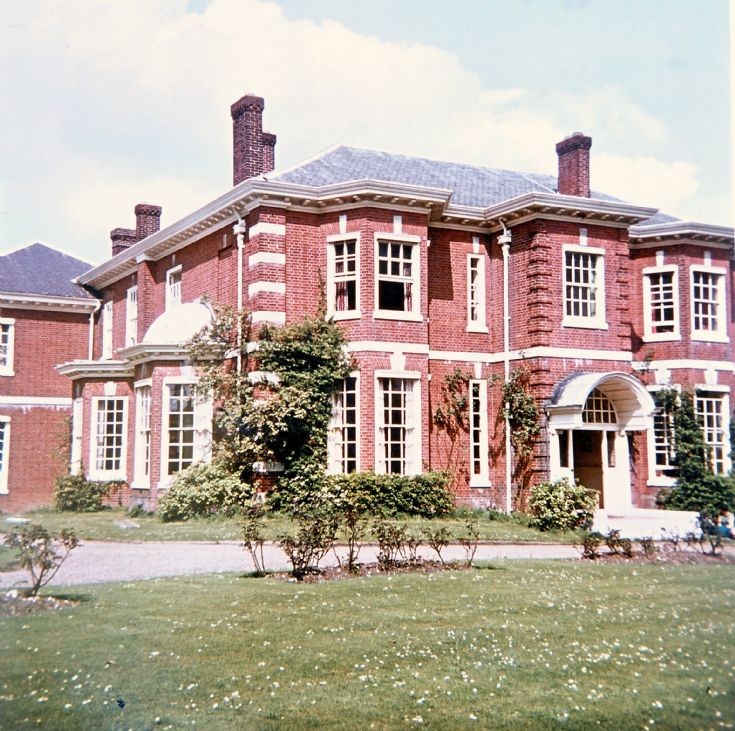 Banstead Hall exterior