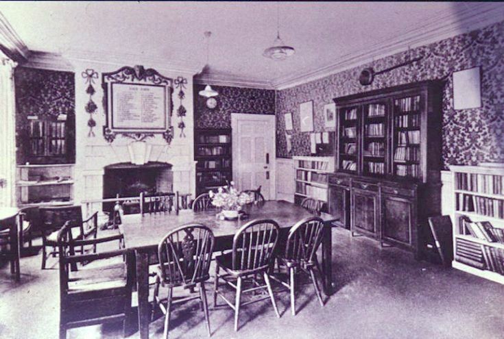 Rose Hill School, Library