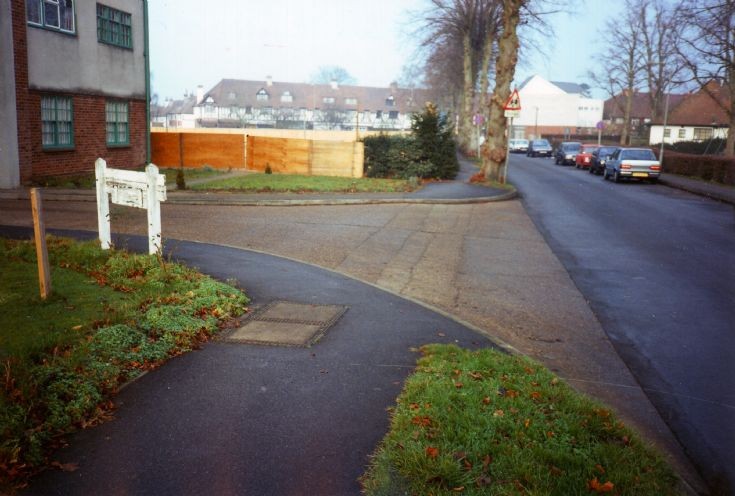 Avenue Road, Banstead