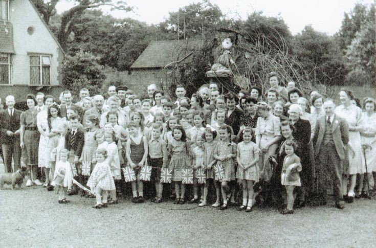 VE Day Celebrations in Greenhayes Avenue