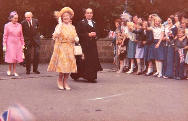 Queen Mother at Woodmansterne