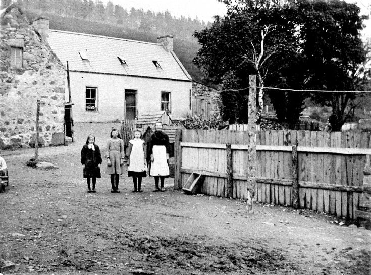 15 Stewart Daughters at Glenbuchat Mill