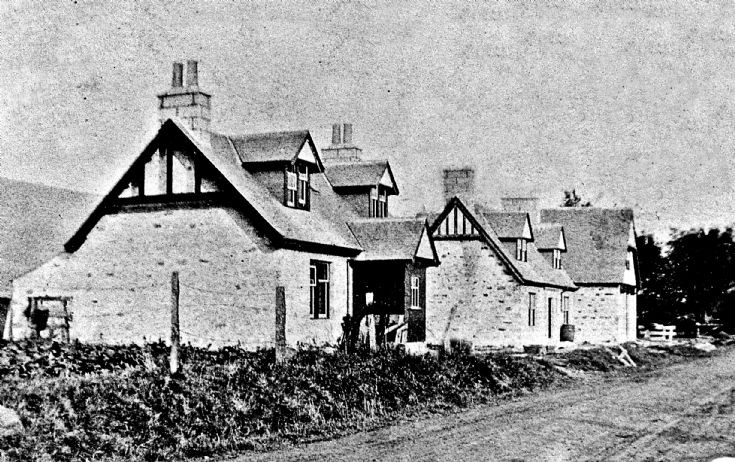 95 Altnacruichan and Shop at Craigton Glenbuchat