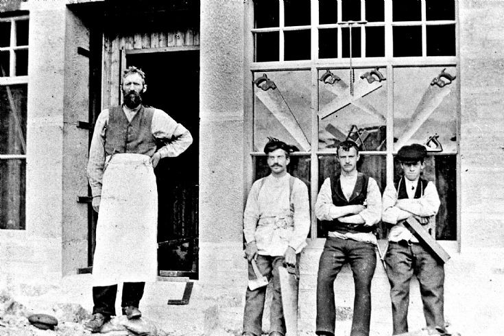 12 Carpenters at Craigton Shop Glenbuchat