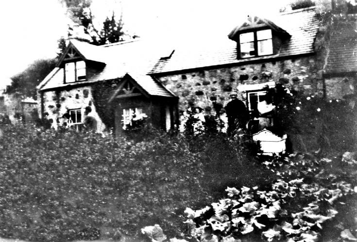 158 Sunnybrae Farm House and Family Glenbuchat