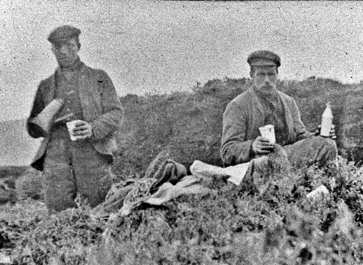 161 Tea Break Peat Cutting Glenbuchat