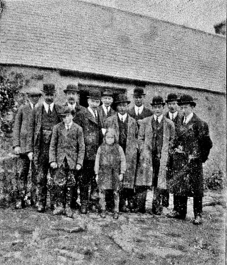 1 Funeral Group Balnagowan ?1920's