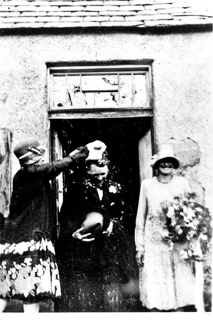 42 Wedding Old Glenbuchat Kirk