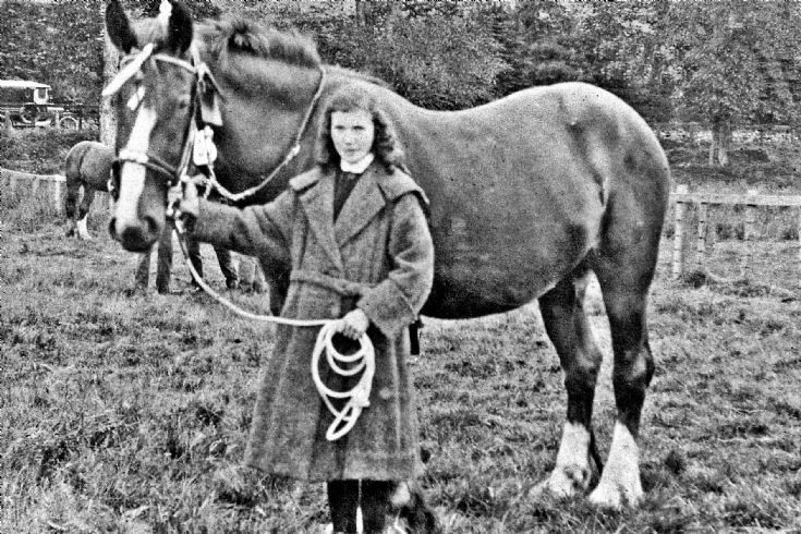 103 Leah Davidson Nee Hay with Horse Glenbuchat