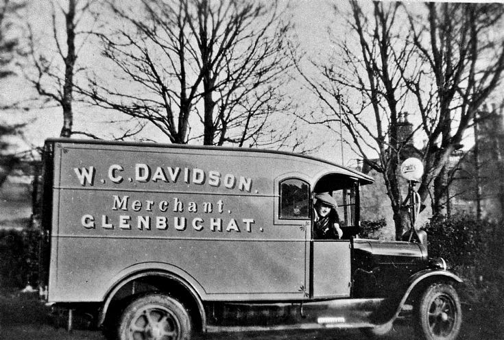 106 Van from Davidson's Shop, Craigton Glenbuchat