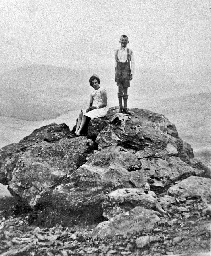 163 On the Garnet Stone Glenbuchat