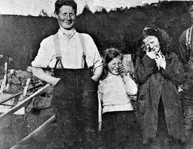 267 Alex Hay and family