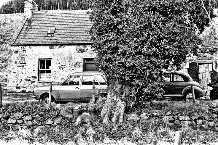 7 Old Cars at Glenbuchat Mill