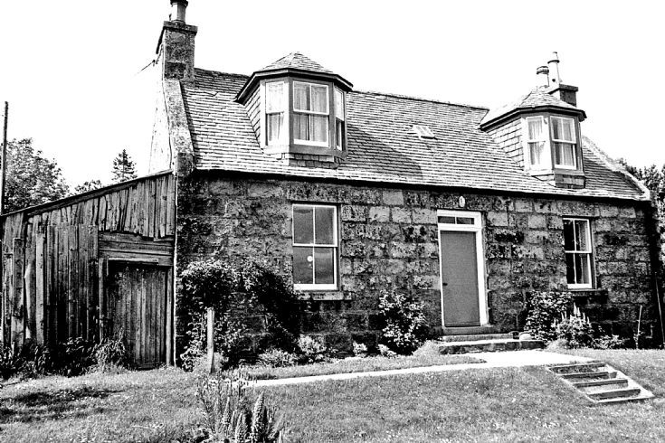 24 Craig Cottage Belnacraig Glenbuchat c1980