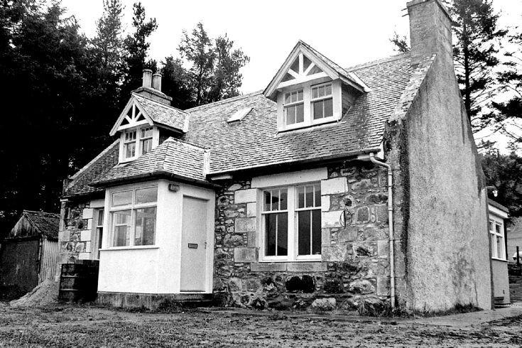 29 Culstriffen Cottag Glenbuchat c1980
