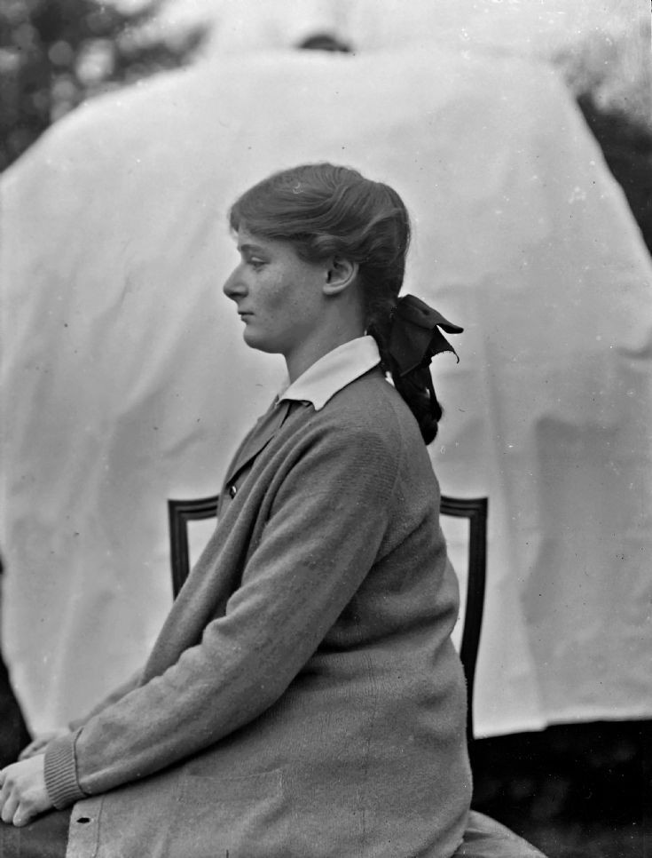 51 Forbes Daughter Castle Newe c 1910