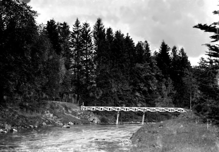 76 Footbridge accross the Don at Castle Newe c1910