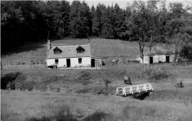 74 Upper Lodge Cottage