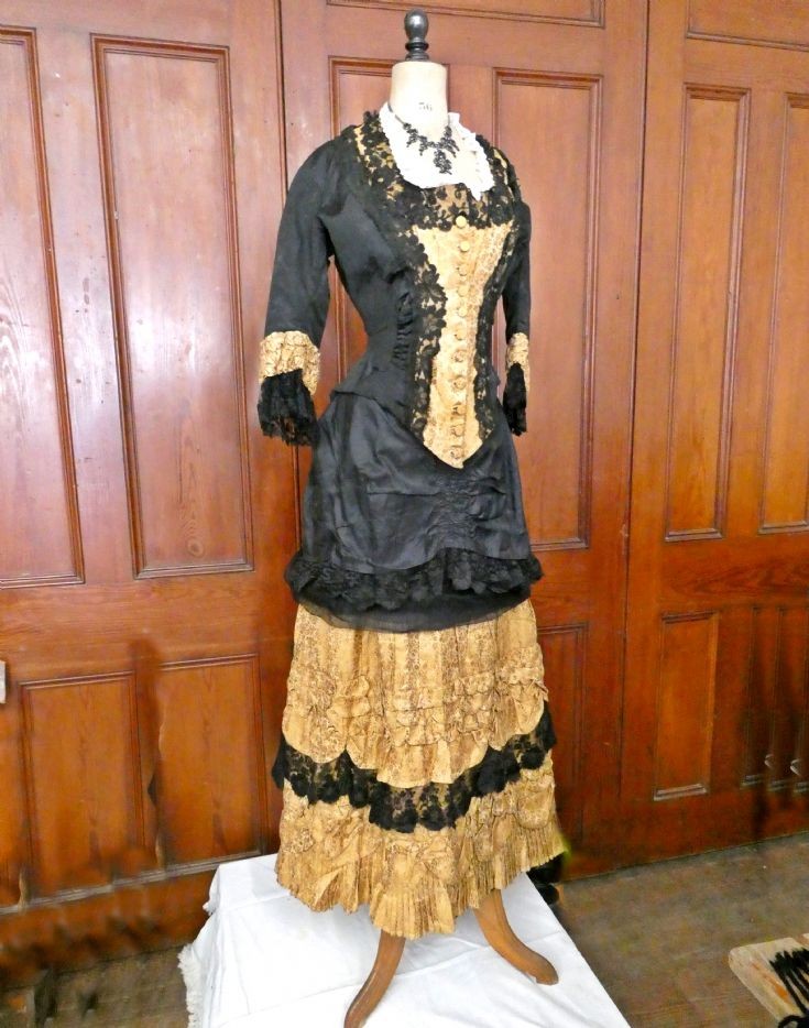 48 Castle Newe Dress