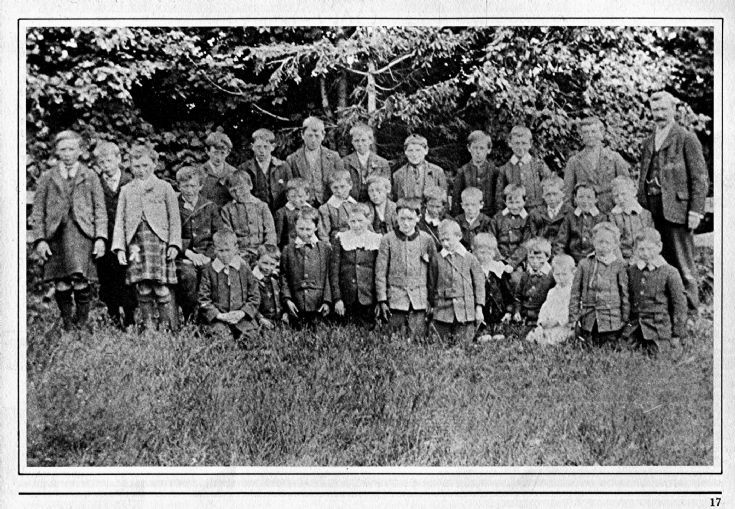 19 School Children Dulax