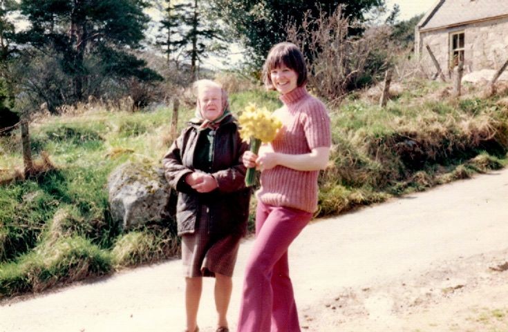 111 Nan Murdoch and Margaret Duffus