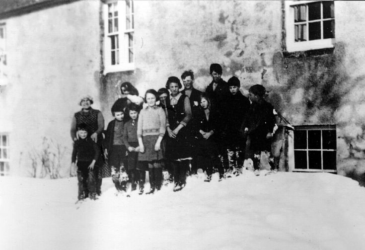 43 Glenbuchat School ?1952