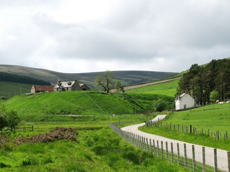 7 Dulax and Dulax Farm