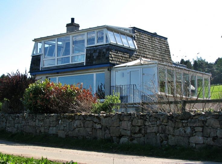76 Newton