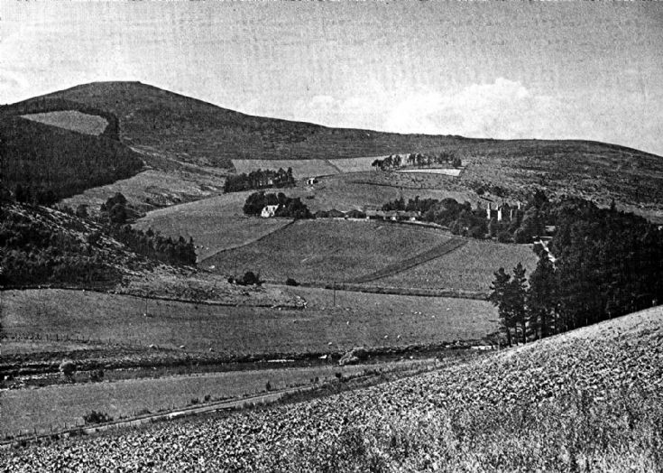 9 Glenbuchat Castle