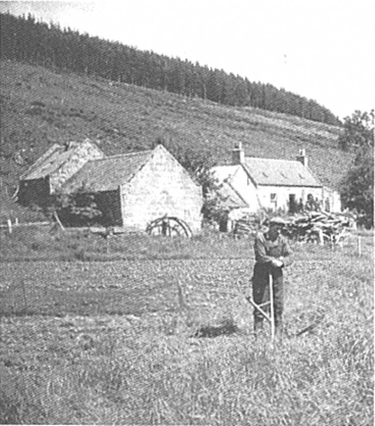 131 Willie Farquharson at the Glenbuchat Mill