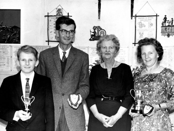 Handcross tennis club awards