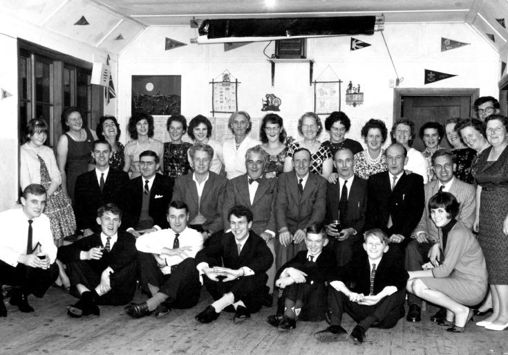 Handcross tennis club social evening (1)