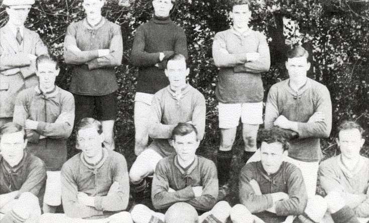 Warninglid football team
