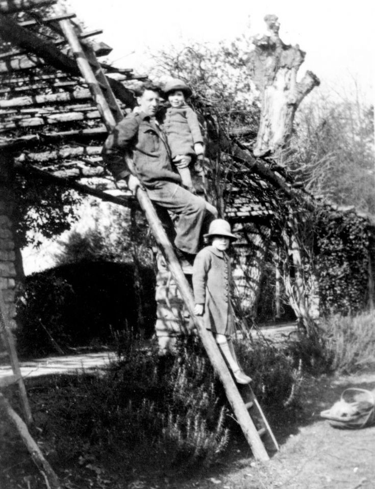Tony and Susan Armstrong-Jones on Nymans pergola