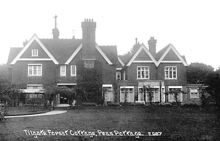 Tilgate Forest Cottage, Pease Pottage