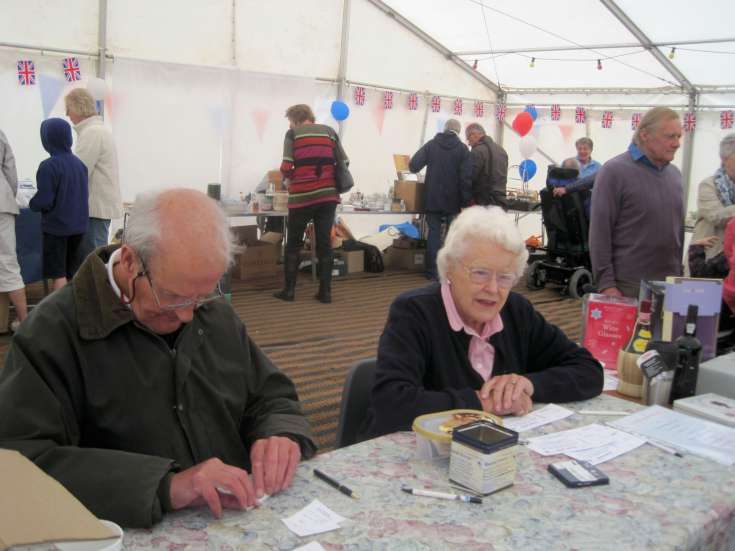 Staplefield Fun Day 2012 (2 of 3)
