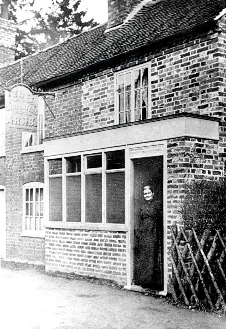 The Carpenters Arms, Slaugham