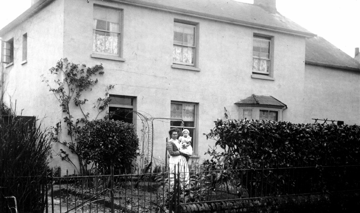 Chapel House, Staplefield