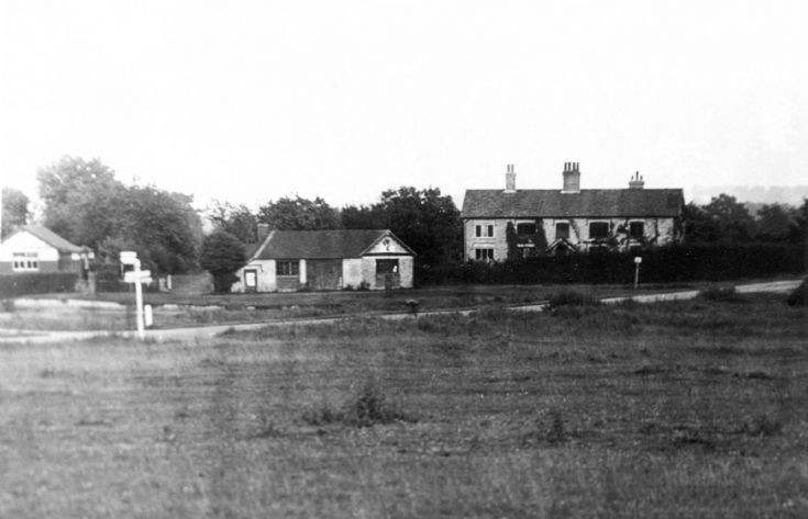 Stone Court, Staplefield Common