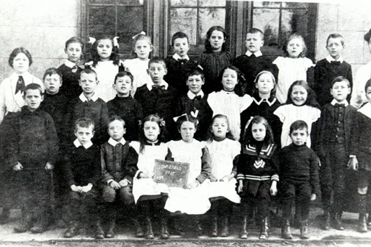 Staplefield school