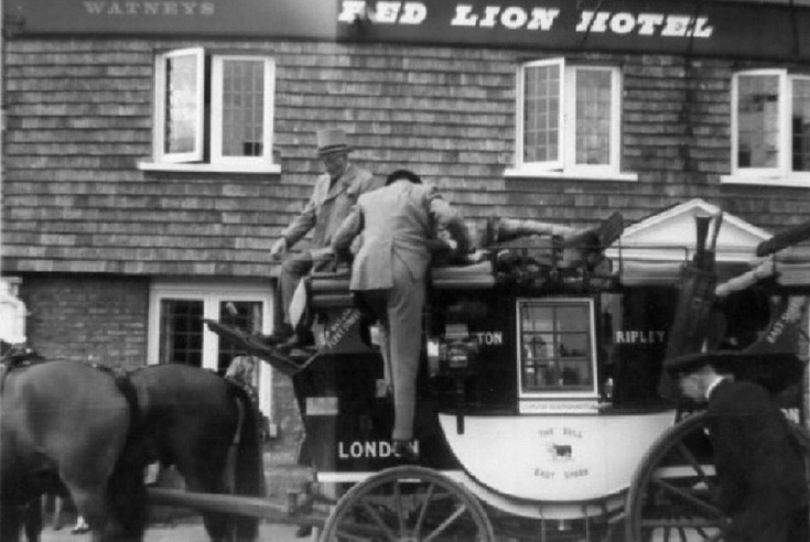 Red Rover stagecoach at Red Lion