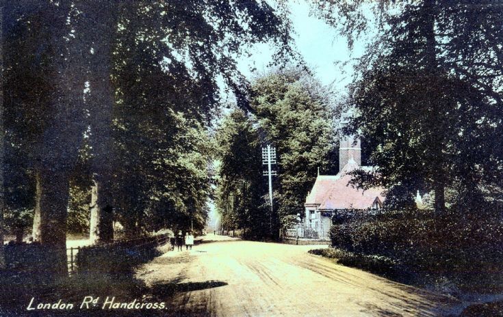 Handcross Park West Lodge