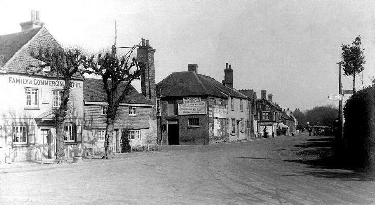 Timber trailer in the High Street, Handcross