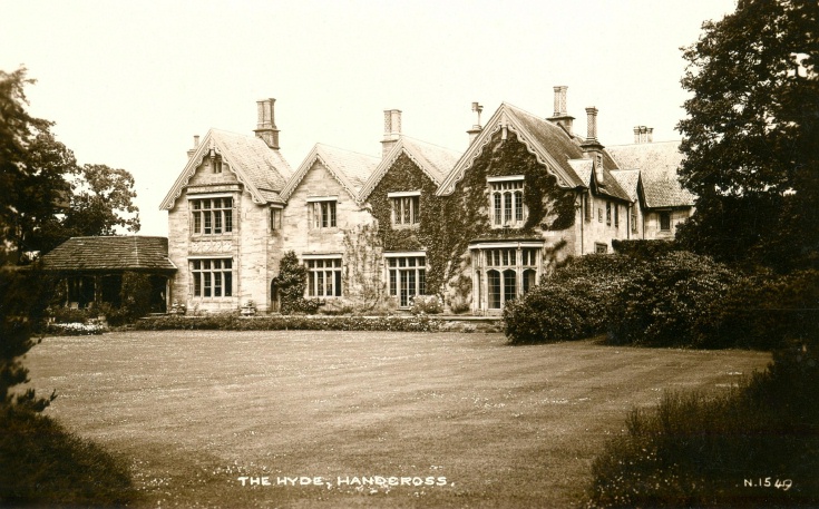 The Hyde, Handcross