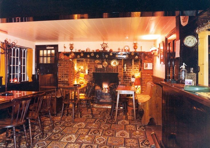 Jolly Tanners, the interior