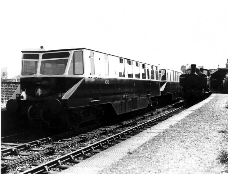 Great Western railcar No.19